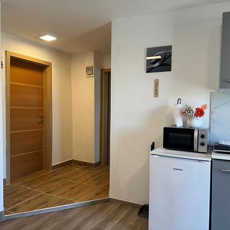 Apartments Zupan Sencur Exterior foto